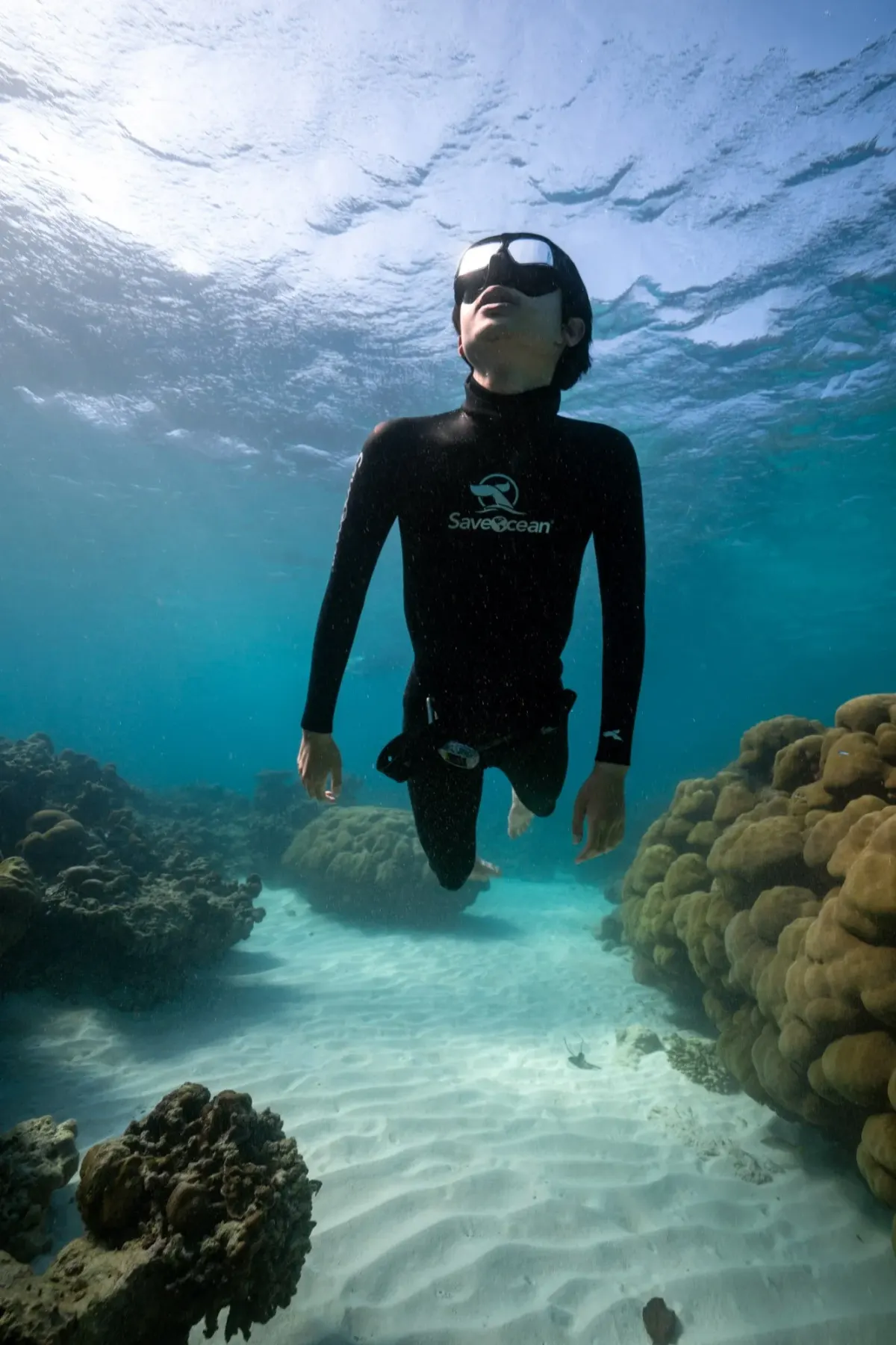 Freedivers and snorkelers during an Orenda ocean adventure near Koh Tao